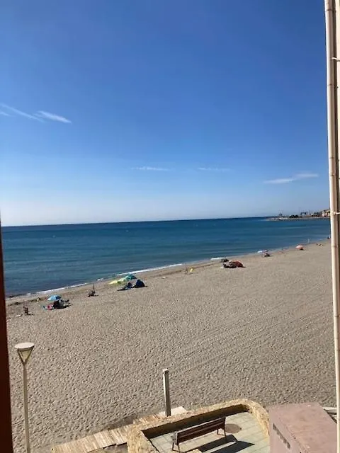 Luxury, Beach Front, Two-Bedroom Apartment Торрегуадиаро 0*,