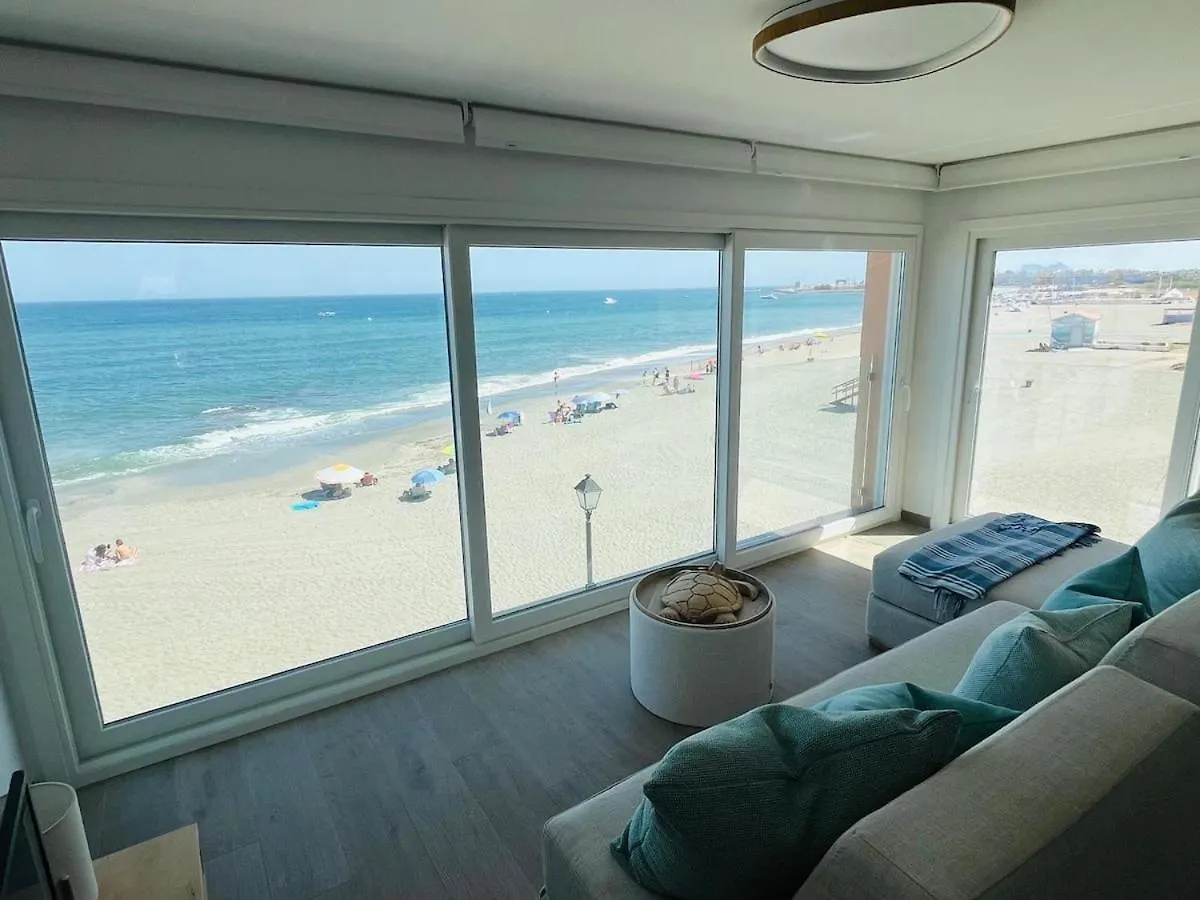 Luxury, Beach Front, Two-Bedroom Apartment Торрегуадиаро Испания
